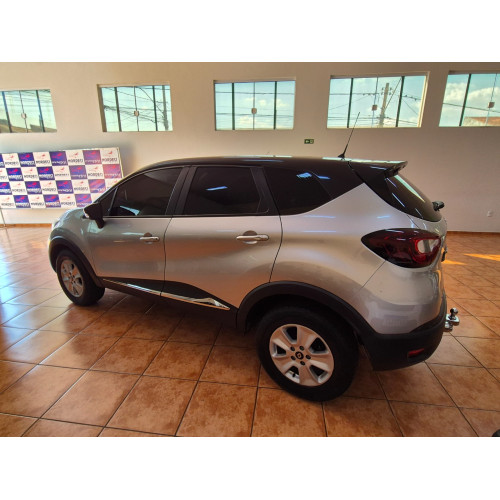 RENAULT Captur 1.6 16V 4P FLEX SCE LIFE X-TRONIC CVT