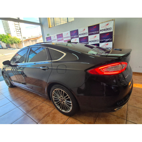FORD Fusion 2.0 4P 16V ECOBOOST TURBO TITANIUM FWD AUTOMÁTICO