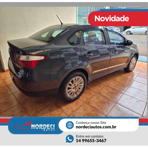 Grand Siena 1.6 16V 4P ESSENCE FLEX