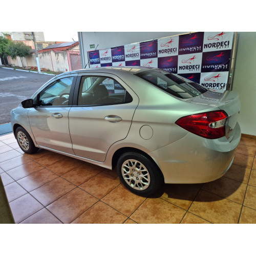 FORD Ka + Sedan 1.5 12V 4P TI-VCT SE FLEX