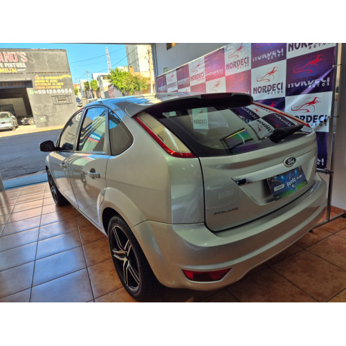 FORD Focus Hatch 1.6 4P GLX FLEX
