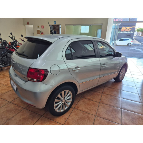VOLKSWAGEN Gol 1.6 4P FLEX MSI CONFORTLINE