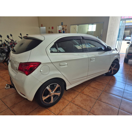 CHEVROLET Onix Hatch 1.4 4P FLEX LTZ AUTOMÁTICO