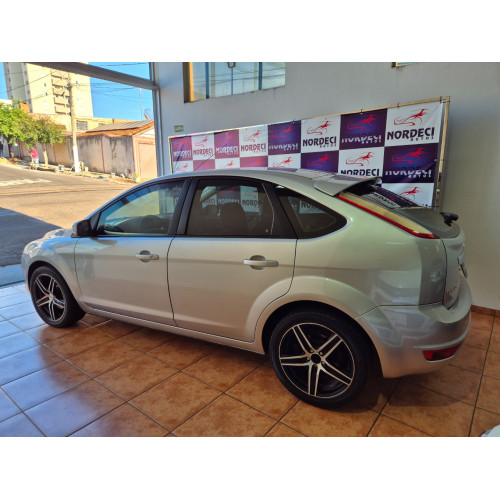 FORD Focus Hatch 1.6 4P GLX FLEX