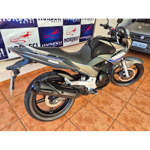 YAMAHA YS Fazer 250 LIMITED EDITION