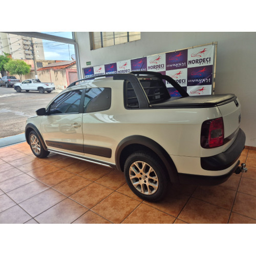 VOLKSWAGEN Saveiro 1.6 G6 CABINE DUPLA CROSS FLEX