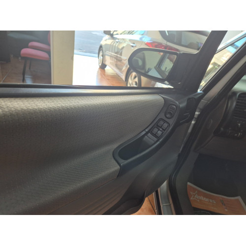 CHEVROLET Zafira 2.0 4P FLEX EXPRESSION 7 LUGARES AUTOMÁTICO