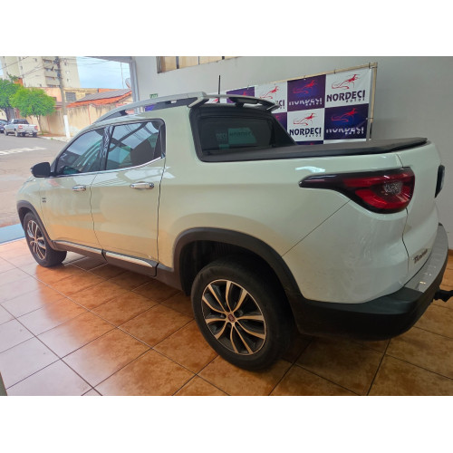 FIAT Toro 2.0 16V 4P VOLCANO 4WD TURBO DIESEL AUTOMÁTICO