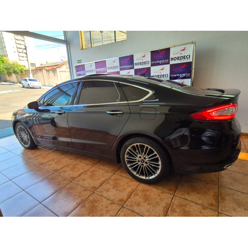 FORD Fusion 2.0 4P 16V ECOBOOST TURBO TITANIUM FWD AUTOMÁTICO