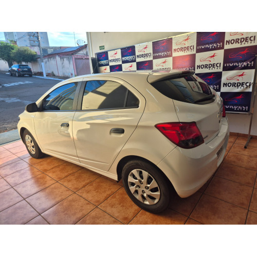 CHEVROLET Onix Hatch 1.0 4P FLEX JOY