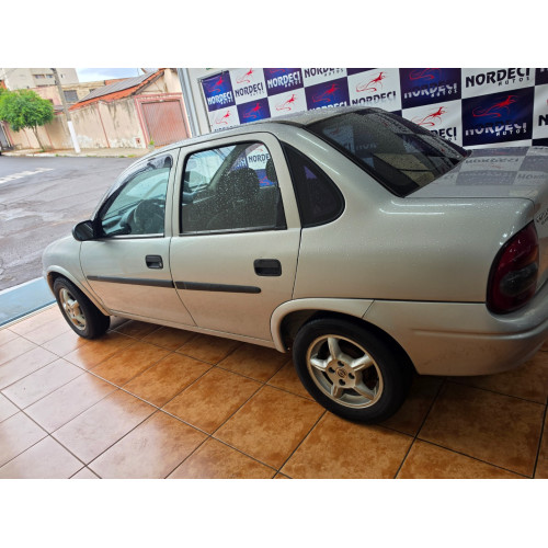 CHEVROLET Classic Sedan 1.6 4P
