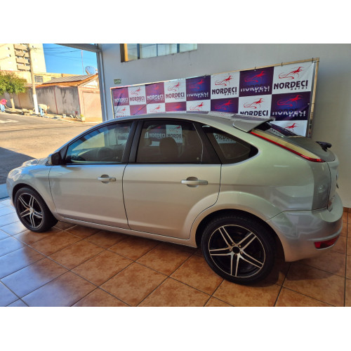 FORD Focus Hatch 1.6 4P GLX FLEX