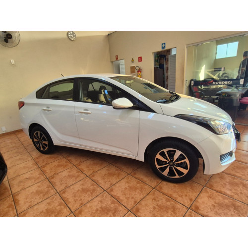 HYUNDAI HB 20 Sedan 1.6 16V 4P FLEX COMFORT PLUS AUTOMÁTICO