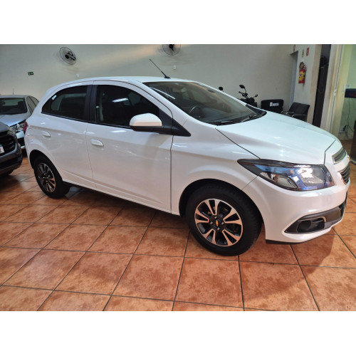 CHEVROLET Onix Hatch 1.4 4P FLEX LTZ AUTOMÁTICO