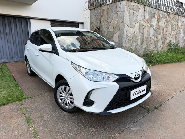 YARIS 1.5 XL LIVE CVT