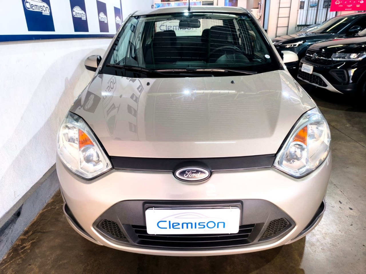 FORD Fiesta Sedan 1.6 16V 4P SE FLEX