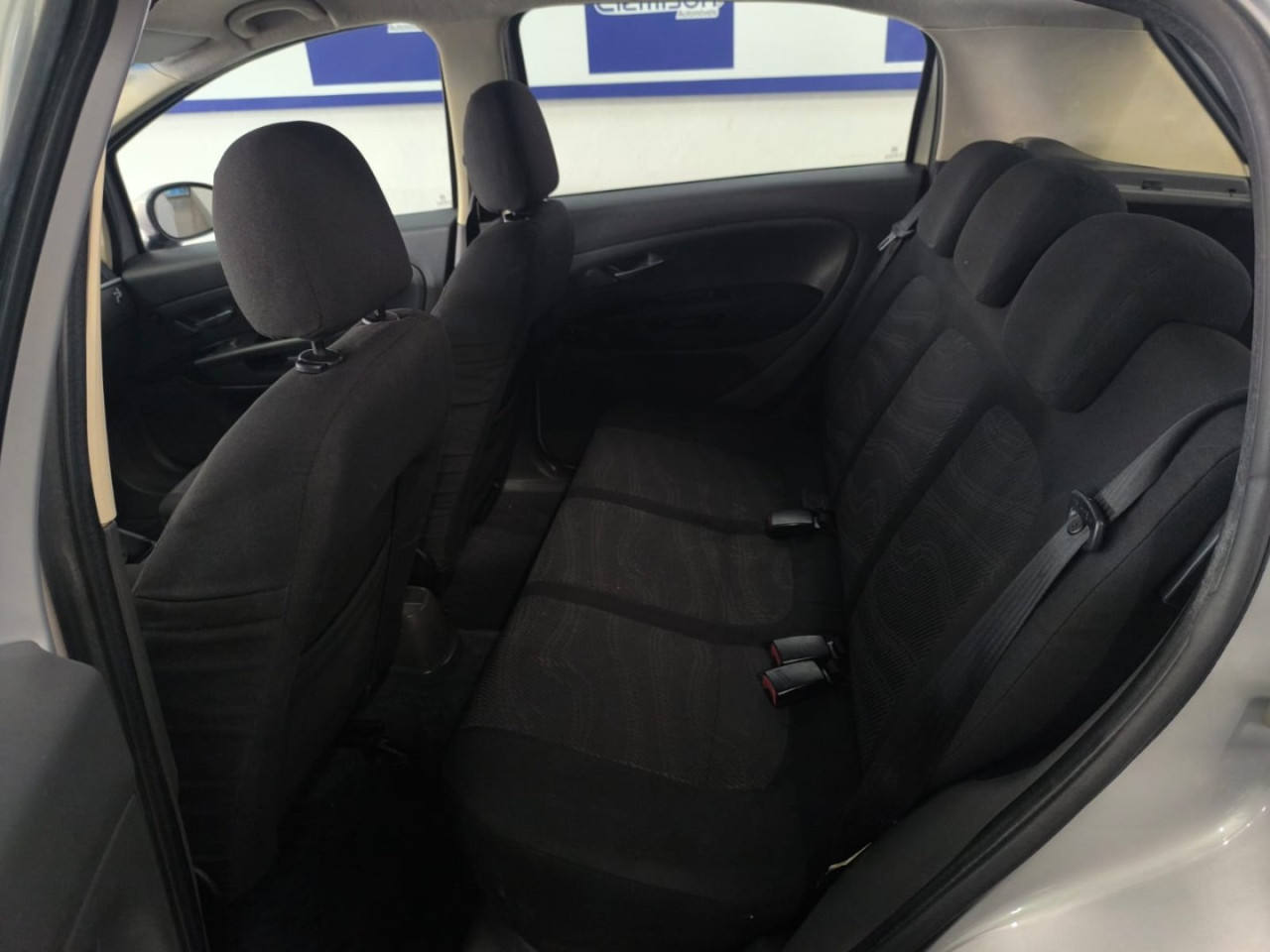 FIAT Punto 1.4 4P ELX FLEX