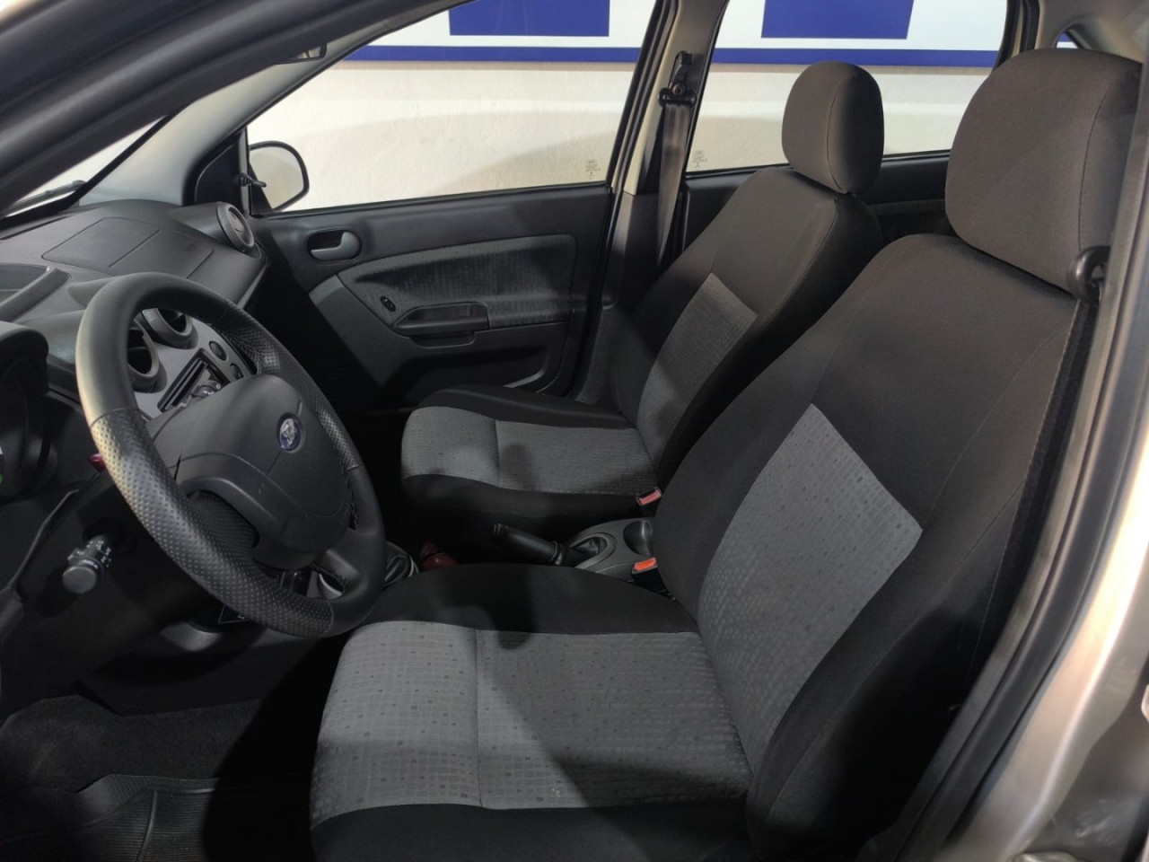 FORD Fiesta Sedan 1.6 16V 4P SE FLEX