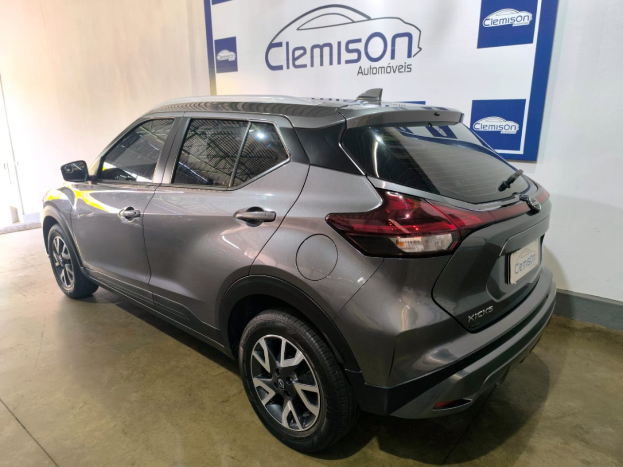 NISSAN Kicks 1.6 16V 4P FLEXSTART SENSE XTRONIC AUTOMÁTICO CVT