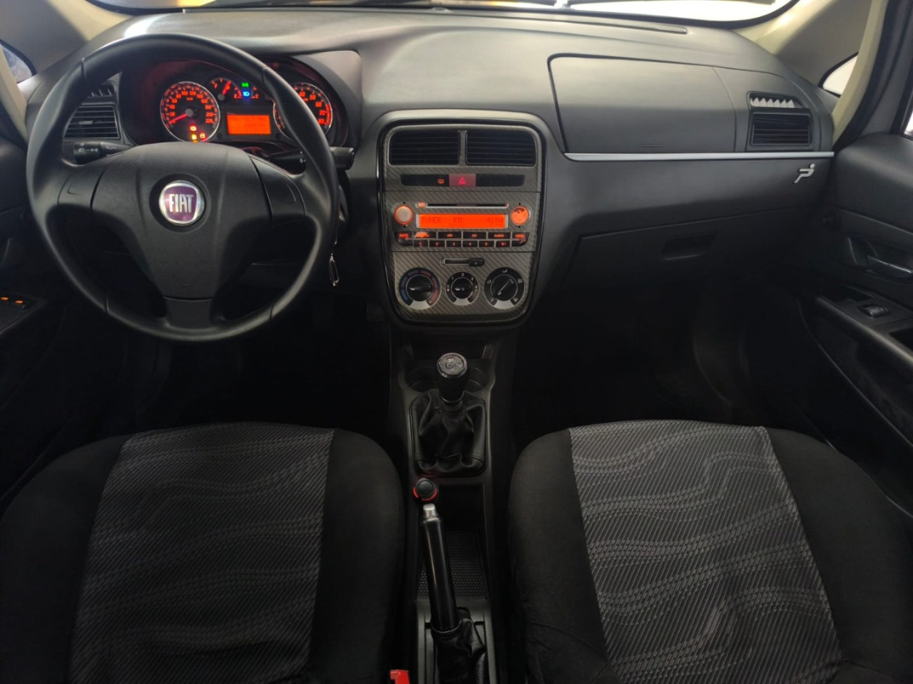 FIAT Punto 1.4 4P ELX FLEX