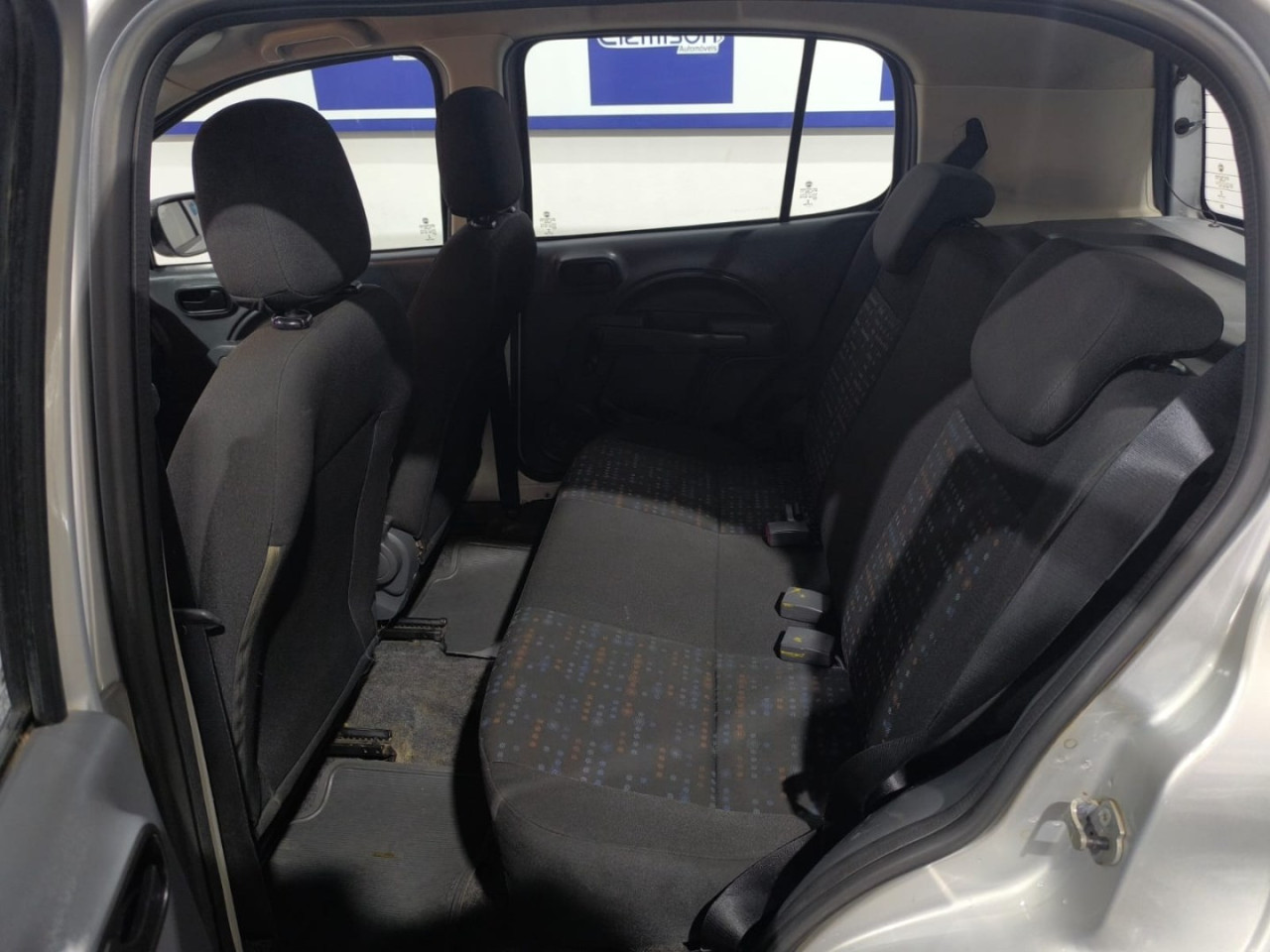 FIAT Uno 1.0 FLEX VIVACE