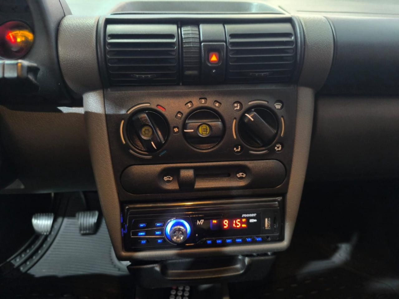 CHEVROLET Classic Sedan 1.0 4P VHCE FLEX LS