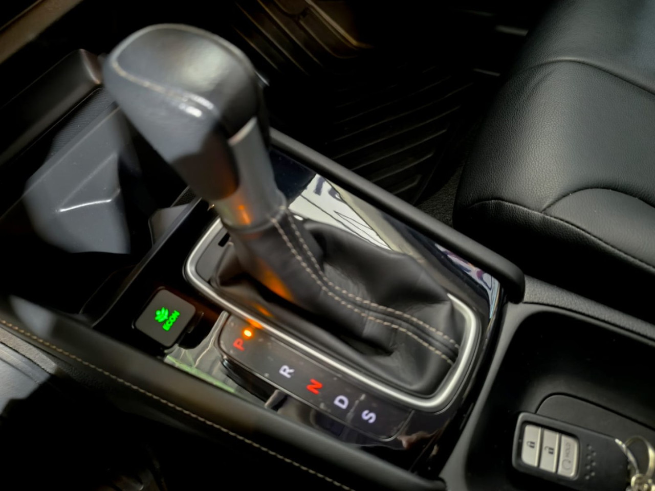 HONDA City Hatch 1.5 16V 4P FLEX TOURING AUTOMÁTICO CVT