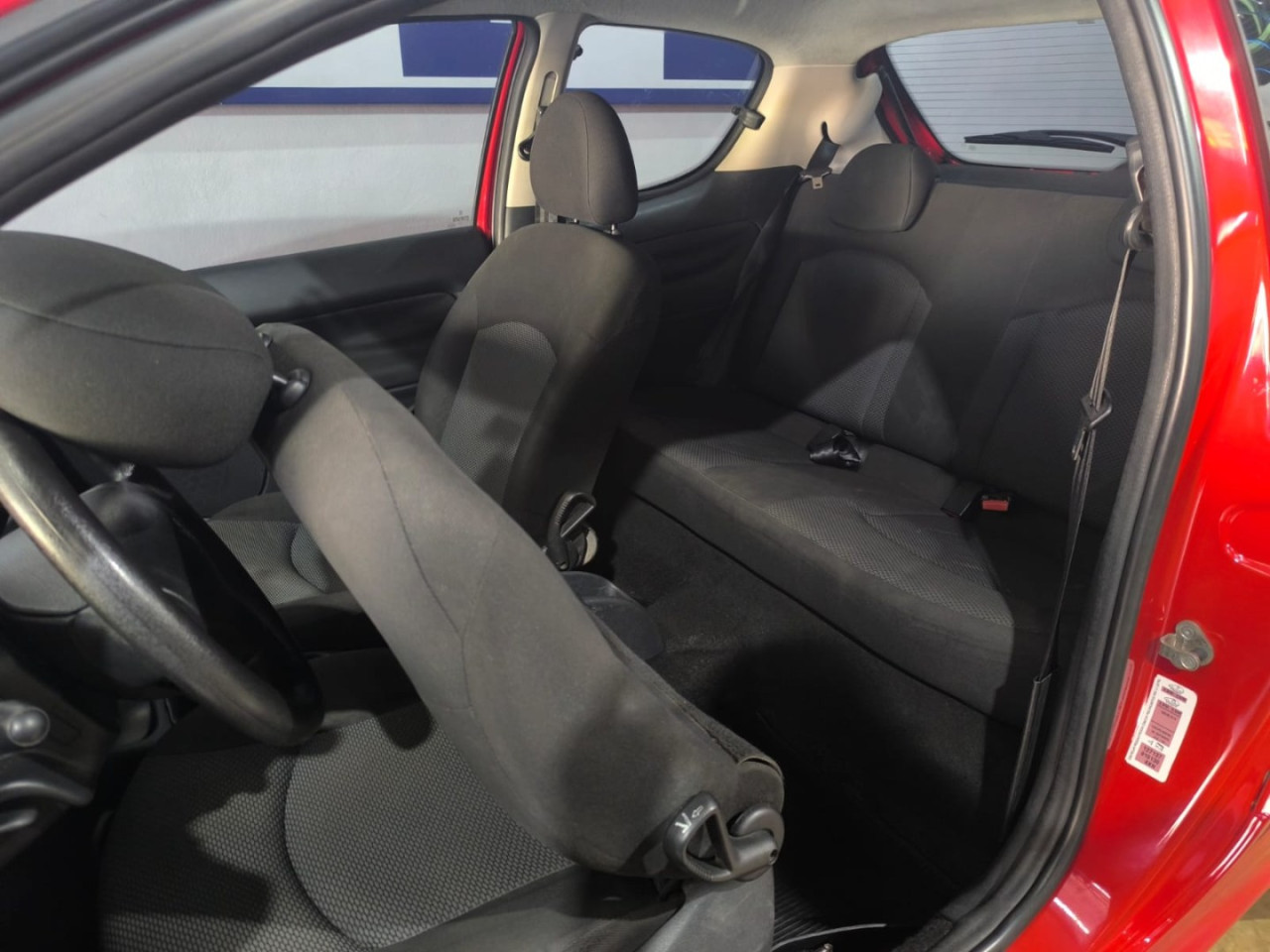PEUGEOT 207 Hatch 1.4 4P XR FLEX