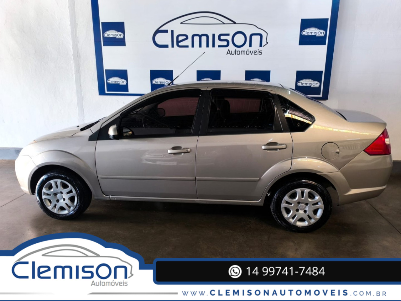 FORD Fiesta Sedan 1.6 4P FLEX