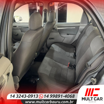 CHEVROLET Prisma 1.4 4P LT FLEX