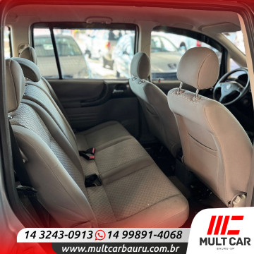 CHEVROLET Zafira 2.0 4P EXPRESSION FLEX AUTOMÁTICO