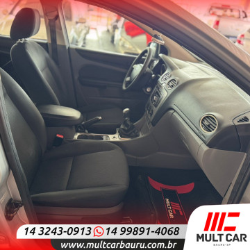Focus Hatch 1.6 4P GLX FLEX