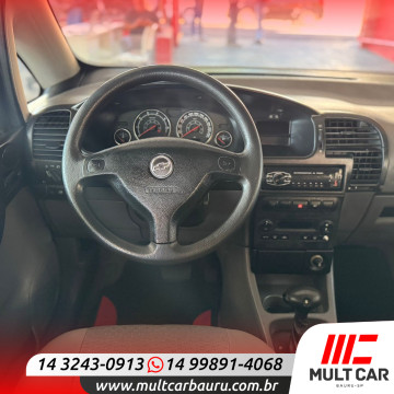 CHEVROLET Zafira 2.0 4P EXPRESSION FLEX AUTOMÁTICO