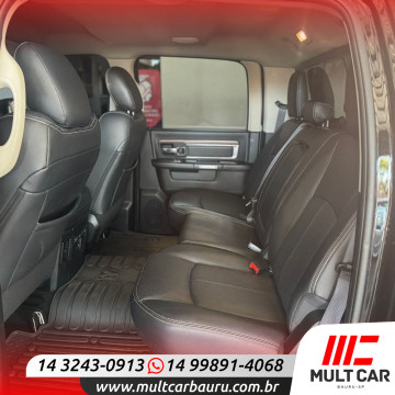 Ram 5.7 V8 32V 4P HEMI LARAMIE NIGHT EDITION 4X4 AUTOMÁTICO