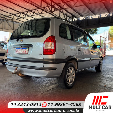 CHEVROLET Zafira 2.0 4P EXPRESSION FLEX AUTOMÁTICO