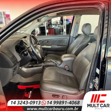 Hilux Caminhonete 3.0 4P 4X4 SRV TURBO DIESEL CABINE DUPLA AUTOMÁTICO