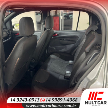 FIAT Uno 1.4 4P FLEX SPORTING DUALOGIC AUTOMATIZADO
