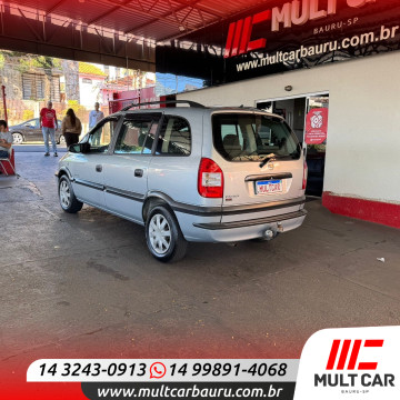 CHEVROLET Zafira 2.0 4P EXPRESSION FLEX AUTOMÁTICO