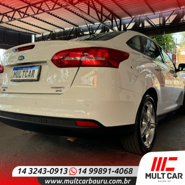 Focus Sedan 2.0 16V 4P SE POWERSHIFT FLEX