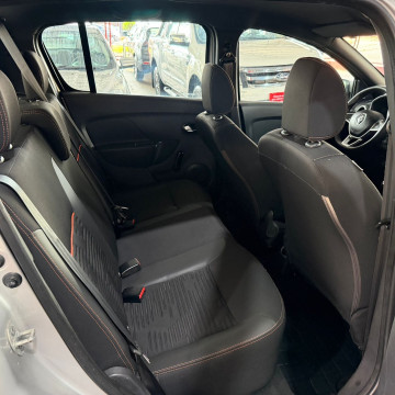 RENAULT Stepway 1.6 16V 4P FLEX ZEN