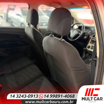 FIAT Punto 1.4 4P ATTRACTIVE FLEX