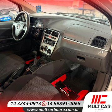 FIAT Punto 1.4 4P ATTRACTIVE FLEX