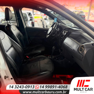 RENAULT Duster 2.0 16V 4P FLEX DYNAMIQUE AUTOMÁTICO