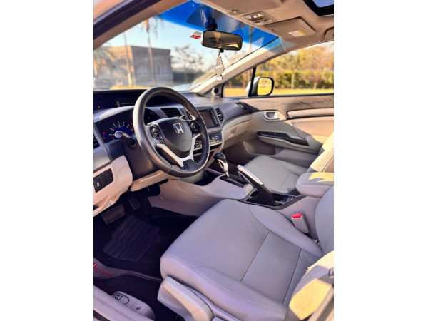 HONDA Civic 1.8 16V 4P FLEX EXS AUTOMÁTICO