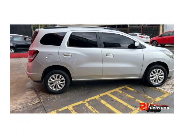 CHEVROLET Spin 1.8 4P FLEX LTZ 7 LUGARES AUTOMÁTICO