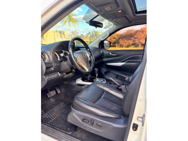 NISSAN Frontier 2.3 16V LE 4X4 CABINE DUPLA BI-TURBO DIESEL AUTOMÁTICO
