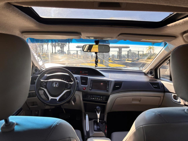 HONDA Civic 1.8 16V 4P FLEX EXS AUTOMÁTICO