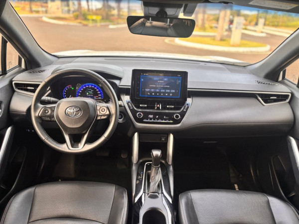 TOYOTA Corolla Cross 2.0 16V 4P FLEX VVT-IE XRE DIRECT SHIFT AUTOMÁTICO CVT
