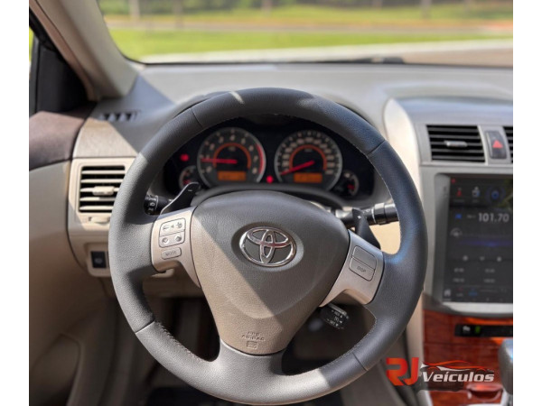 TOYOTA Corolla 2.0 16V 4P ALTIS FLEX AUTOMÁTICO