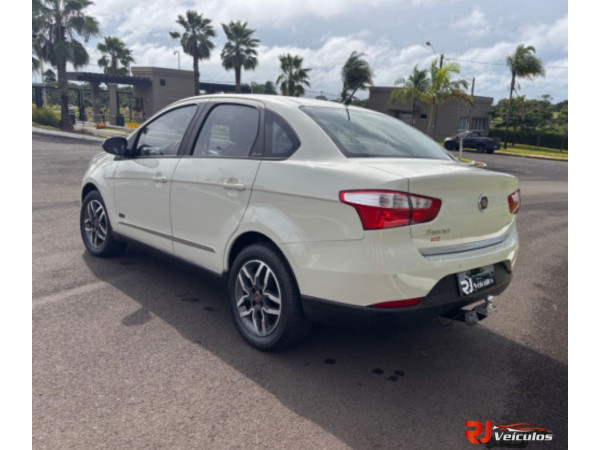 FIAT Siena 1.6 16V 4P ESSENCE FLEX